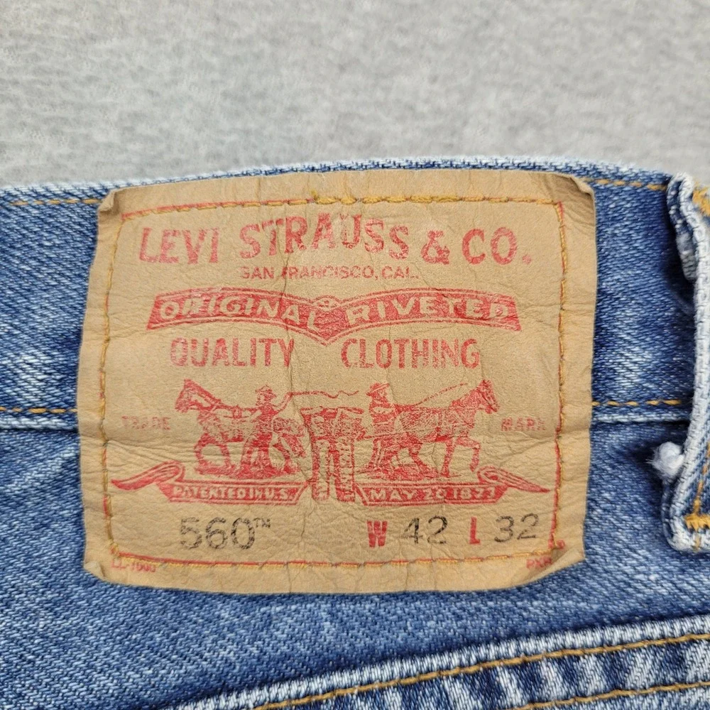 Levis levi 560